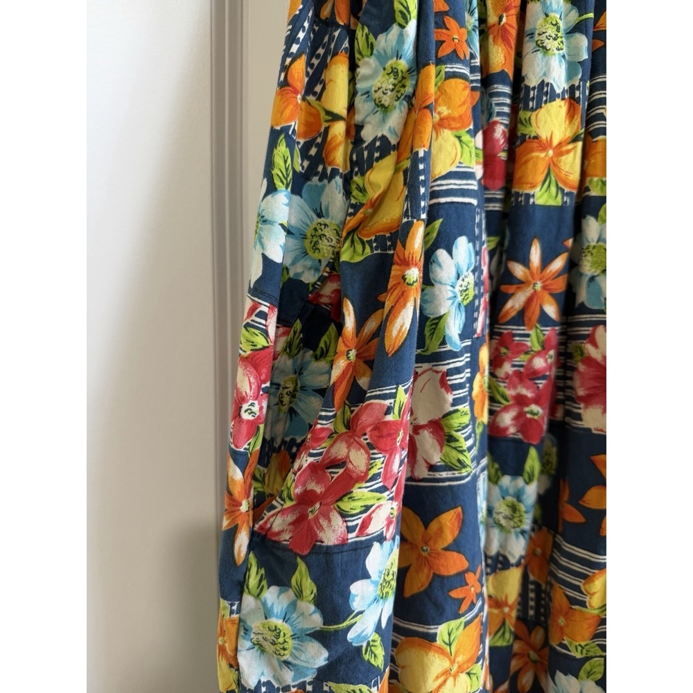 Women's Vintage-Style Colorful Floral Patchwork Patio Dress with Pockets Size 1X - Picture 3 of 7